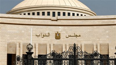 هل ينعقد مجلس النواب بدعوة من الرئيس؟ أم بقوة الدستور؟ وما هو النصاب القانوني للإنعقاد؟