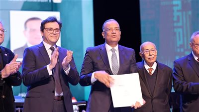 وزير الثقافة يكرم محمود مسلم ورموز الإبداع في عيد الثقافة الثاني بالأوبرا