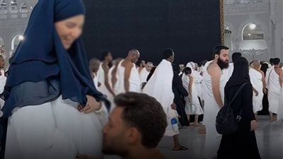 «من الأنجاس المعنوية».. فتوى أزهرية تحرم تصوير المعتمرين داخل المسجد الحرام تثير الجدل