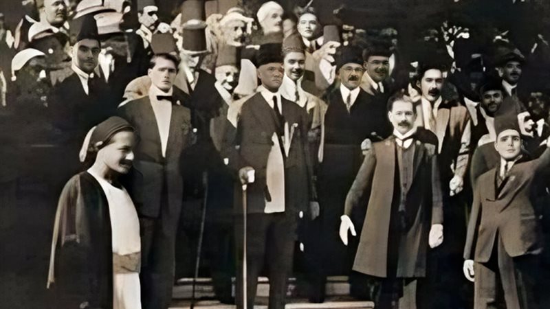 موقع الصفحة الأولى