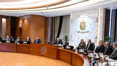 16 وزيرا و18 محافظا خارج التشكيل الجديد للحكومة ورحيل «وزراء الأزمات»