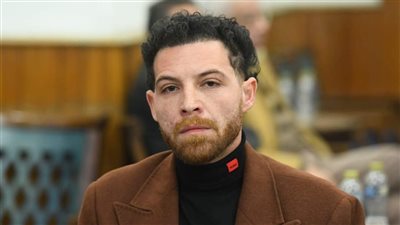 بالفيديو.. القصة الكاملة لسقوط الفنان محمود حجازي.. بلاغ «الاغتصاب» يلحق بأزمة ضرب زوجته