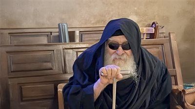 في يوم واحد.. وفاة راهب بحادث سير وآخر بعد صراع مع المرض 