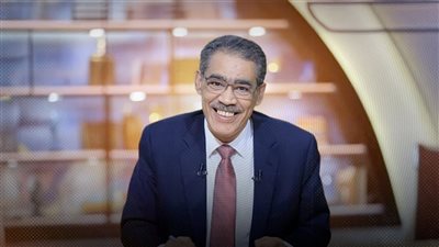 هل التزم ضياء رشوان بنصوص الدستور في تقديم استقالته من «الجبهة الوطنية»؟