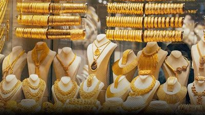 بعد ارتفاع أسعار الذهب.. خطط محال المجوهرات لتوفير الشبكة بسعر مناسب للشباب 
