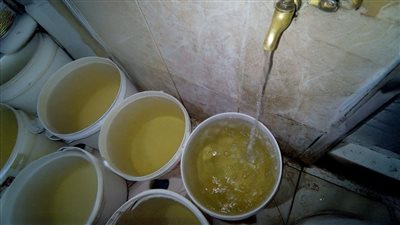 «مياه بنكهة الصدأ».. قرى سوهاج ترفع الراية البيضاء أمام تلوث مياه الشرب