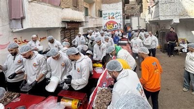 مظلة حكومية لإفطار المطرية.. «سلامة الغذاء» تشرف على أكبر مائدة إفطار في العالم  
