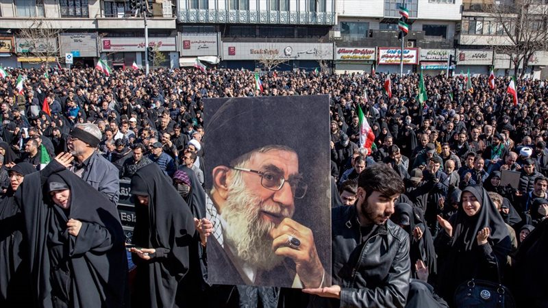 موقع الصفحة الأولى