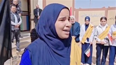  بالفيديو.. مقاعد على النيل أفضل من القواعد؟.. جملة من طالبة بالمنيا تثير التفاعل