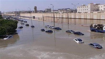 الحي الراقي غرق في «شبر مية».. أسباب انهيار البنية التحتية لـ«التجمع الخامس»
