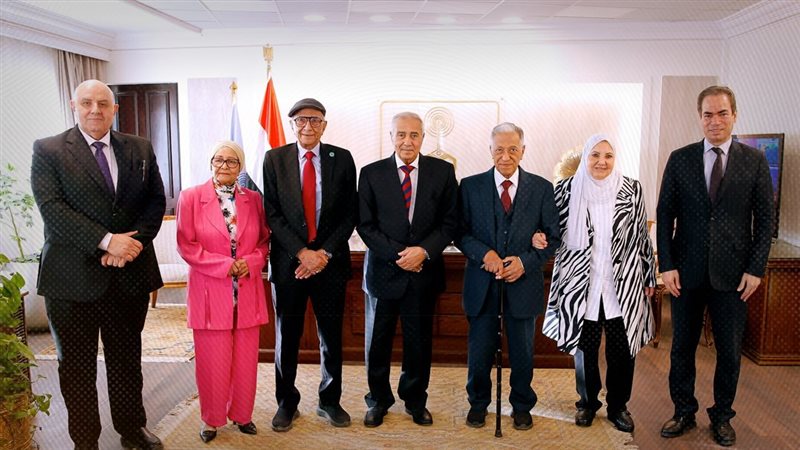موقع الصفحة الأولى