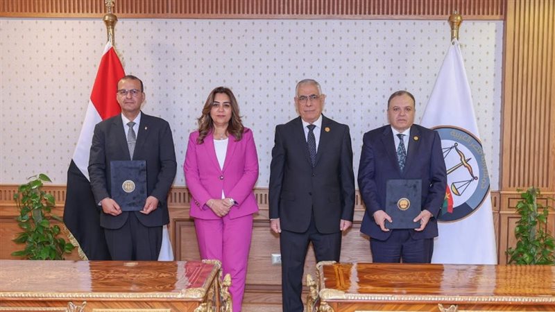 موقع الصفحة الأولى