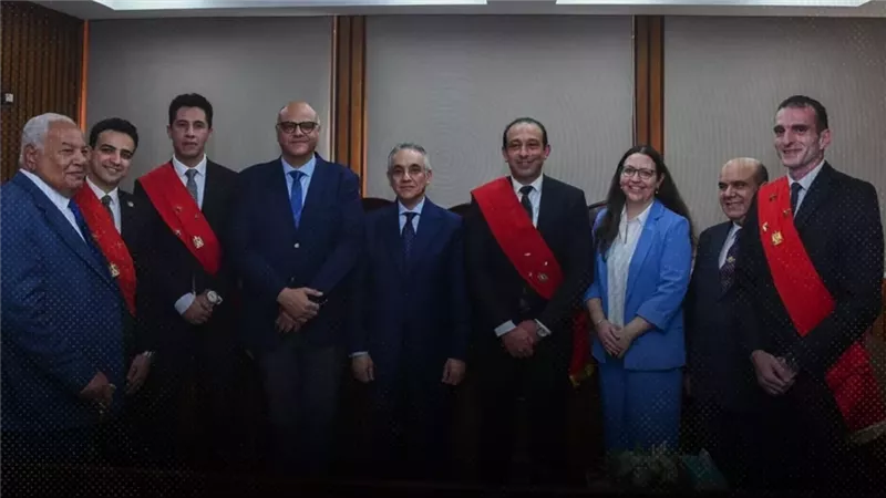موقع الصفحة الأولى