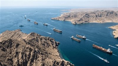 هندسة ملاحية جديدة في هرمز..  إيران تمسك مفاتيح الدخول وعُمان تفتح باب الخروج