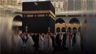 «شركات السياحة»: وجبات المعتمرين ترفع أسعار العمرة 5 آلاف جنيه ومفاوضات لتأجيل القرار